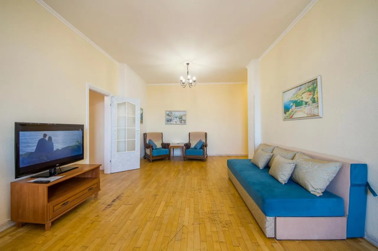 Apartment with jacuzzi and view on Khreschatyk Kijów 0*,  Ukraina