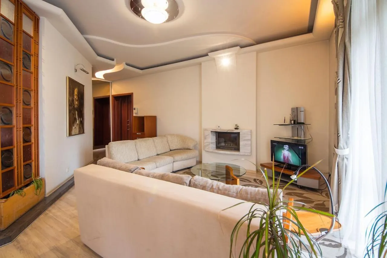 Apartment with jacuzzi and view on Khreschatyk Kijów Ukraina