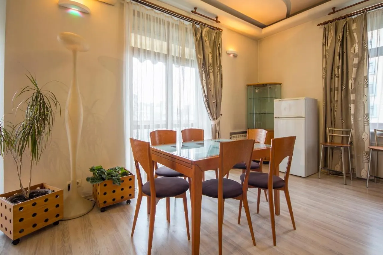 Central Apartments On Khreschatyk Kiev
